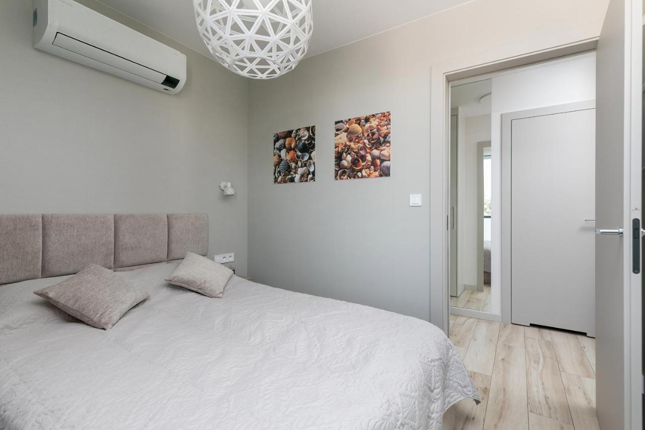 Lighthouse Luxury Penthouse - Jantar Apartamenty ميجيجنو المظهر الخارجي الصورة