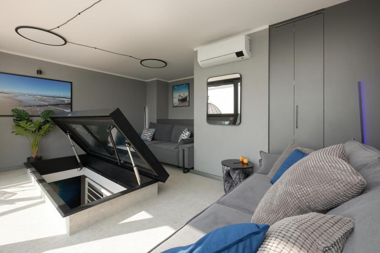 Lighthouse Luxury Penthouse - Jantar Apartamenty ميجيجنو المظهر الخارجي الصورة